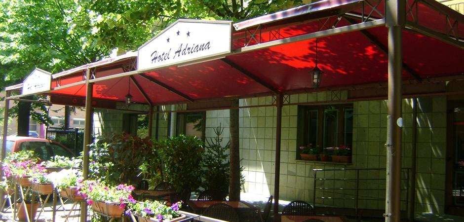 Hotel Adriana Abbadia San Salvator Exterior photo